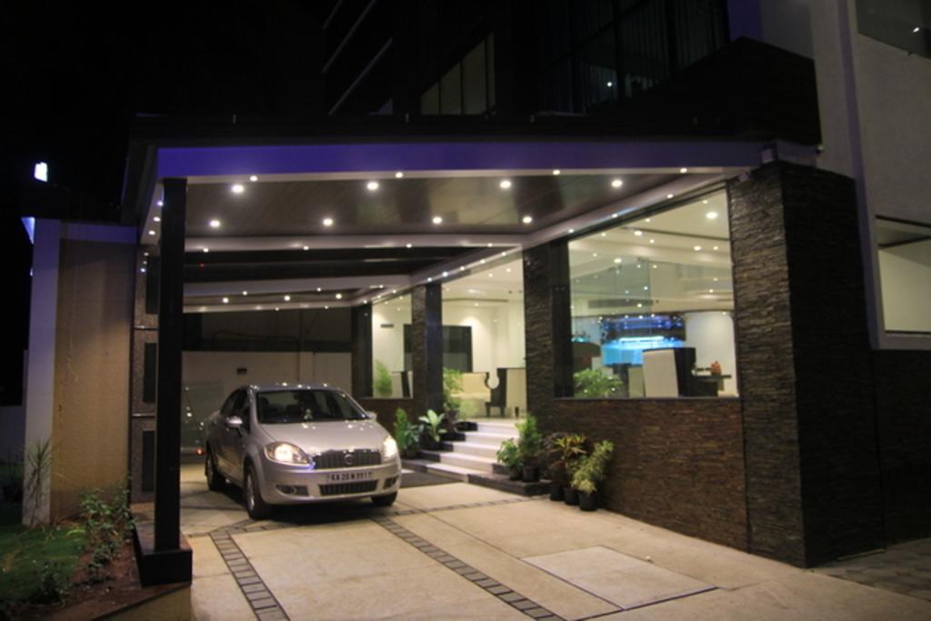 Akshaya Aura Hotel Bangalore Exterior photo
